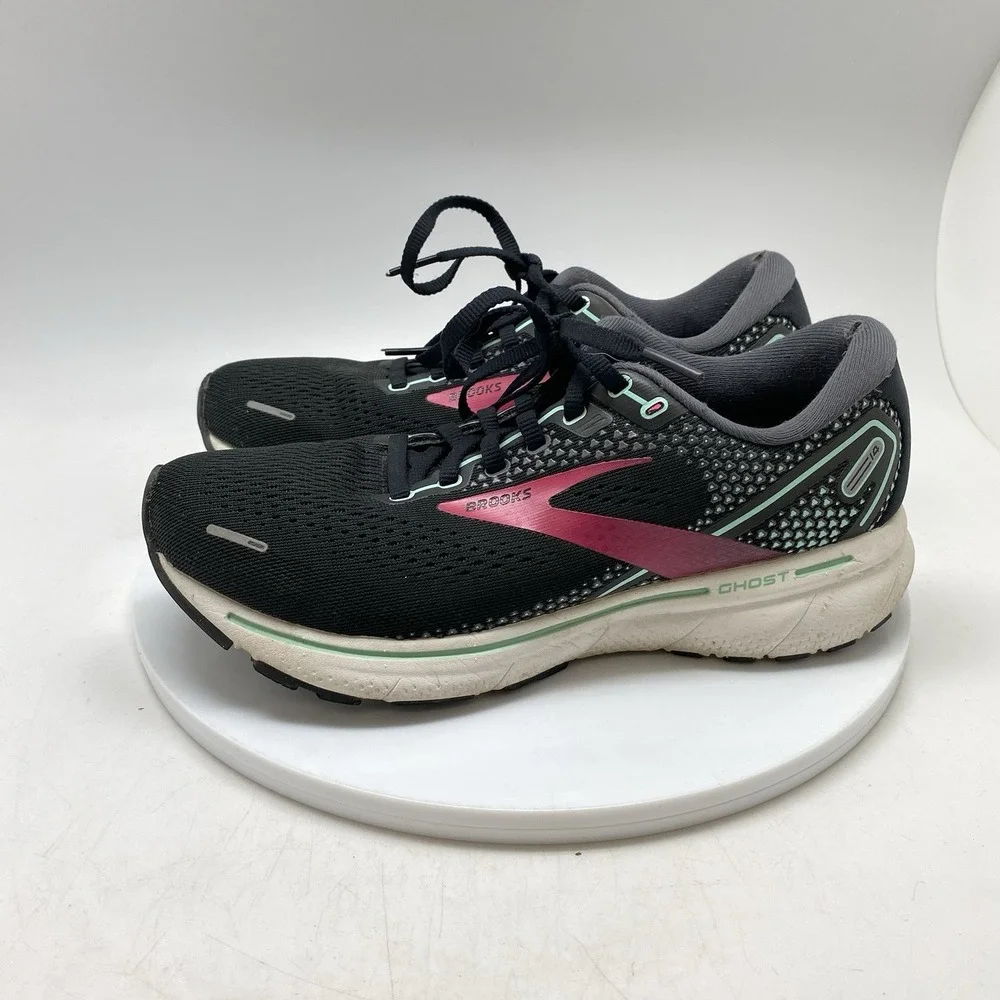 Brooks size womens